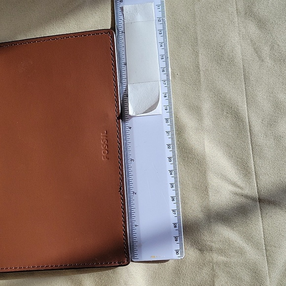 Fossil pouch - Picture 3 of 4